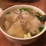 タイ食堂 バーン・メイ - ギョウナーム（トムチュウギョウナーム）