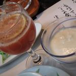 山里料理 葡萄屋 - 朝食・トマトジュース＆ブルーベリーヨーグルト