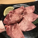 焼肉龍王館 - 