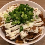 Tonkotsu Noodle Spot - ミニチャーシュー丼