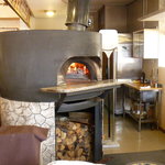 薪で焼くんですね＾＾