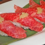 千壽 - 霜降り肉のにぎり寿司