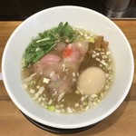 清麺屋 - 鶏と鯛の塩そば 玉子入り（830円）