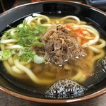 Eichiyan udon - お肉が甘いのでダシと絡めると甘めのスープになります。
