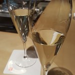 馳走 啐啄一十  - 手前4) 十四代　中取り大吟醸
      奥　5) 十四代　極上諸白