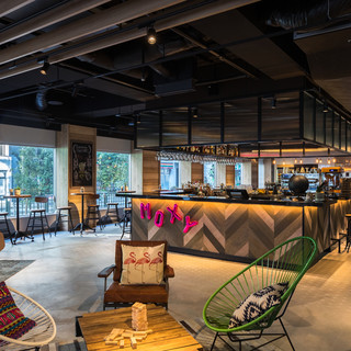 飲み放題付きパーティー2時間プラン モクシー東京 錦糸町 Moxy Tokyo 錦糸町 その他 食べログ