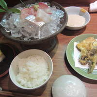 ろっこん - お造り御膳1050円