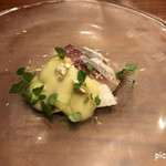 タワラ - ガンドと蕪のミルフィーユ りんごのソース