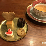 タワラ - 食後のお茶&お茶菓子