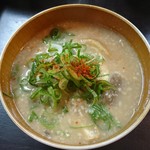 なべいち - 鮭や野菜がたっぷりの粕汁