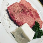 焼肉・冷麺 二郎 - 