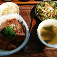 炭火焼肉KINOE - 