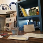 ディー・スタイル・カフェ - 大テーブル席