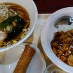 中華料理桂林酒苑 - ラーメン＆麻婆丼