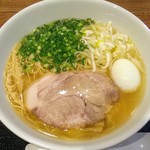 麺屋 菜々兵衛 - 名古屋コーチン塩の大盛に塩煮卵トッピング