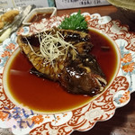 虎丸 - 『本日釣りたて　旬いがみ（ブダイ）の煮付け』　伊勢　虎丸