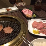 和牛焼肉　琉 - 