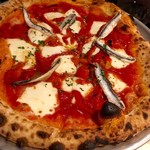 Appetito Craft Pizza and Wine Bar - アンチョビピザ