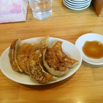 ラーメン　ますみ - ぎょうざ