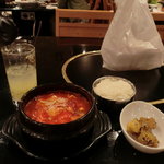 でりかおんどる - スンドゥブチゲ、ライス