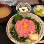 Odashima - ねぎとろ丼 1000円。