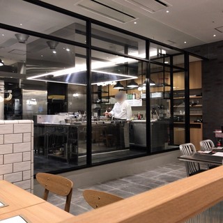 味噌だれとんかつ 卯辰_2