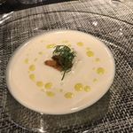 D'ORO HATSUDAI - 雲丹のせカリフラワーの冷製スープ