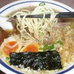 支那そば 二階堂 - 麺