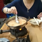 すき焼･鍋物 なべや - とりみんち鍋を作ってくれるM氏
