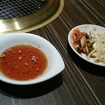 Yakiniku Nangetsu - 定食の焼肉のタレともやしナムル