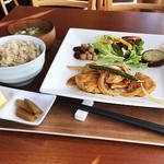 カフェ ダイニングアンドバー しぇりる - 