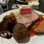 ニクラシイ？ワンプレートディッシュ　Sサイズ　1200円