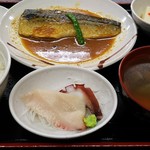 Ichiba Shokudou - 日替・さばの味噌煮定食(600円)です。