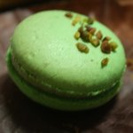 Patisserie Ravi,e relier - ラヴィルリエ　マカロン　　ピスタチオ２３０円
