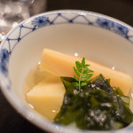 まき村 - 【强殽（しひざかな）?】、笋（たけのこ）＋和布（わかめ）