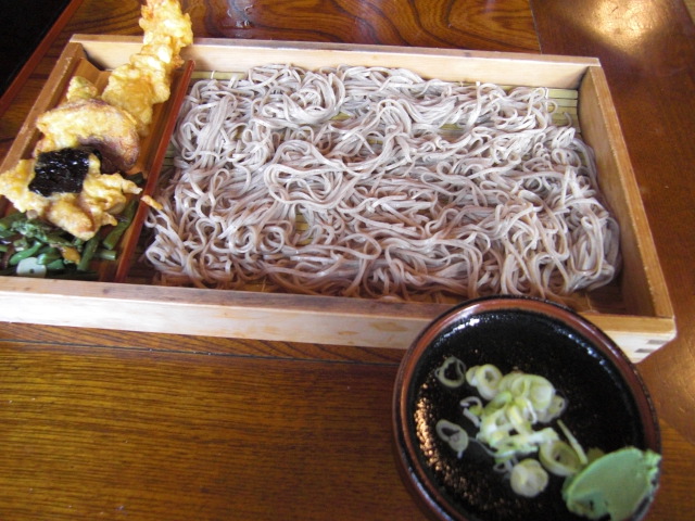 花山太右衛門商店 バイパス店（はなやまたえもんしょうてん） - 岩出山（和菓子）の写真