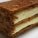 Patisserie Ravi,e relier - ラヴィルリエ　ミルフィーユ４００円