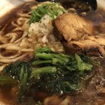まる鶏 - 鶏出汁熟成醤油ラーメン￥680