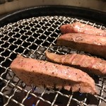 焼肉チャンピオン - 