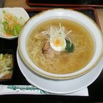 くさの根 - くさの根ラーメン 500円