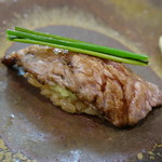 鮨松榮 - 1ヶ月熟成本鮪網焼 大間産×河豚葱