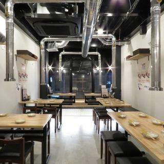 Have a drinking party at a stylish Yakiniku (Grilled meat) bar...!