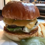 FIRE HOUSE - 「チーズバーガー」