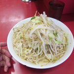 ラーメン二郎 - 料理写真:ラーメン６５０円　ニンニク