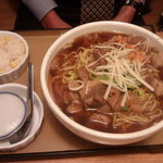 バンセーン アロイチンチン - 牛肉ラーメン