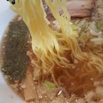 蔵 - ちじれのある細麺でした