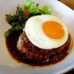 Rino - 肉々しいハンバーグが秀逸！