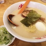 九十九ラーメン - 九十九とんこつ！