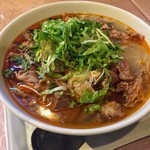 ニャーヴェトナム・フォー麺 - 