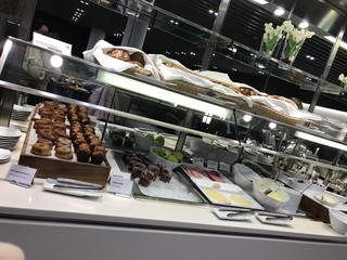 Munich Airport Lufthansa Business Lounge G -